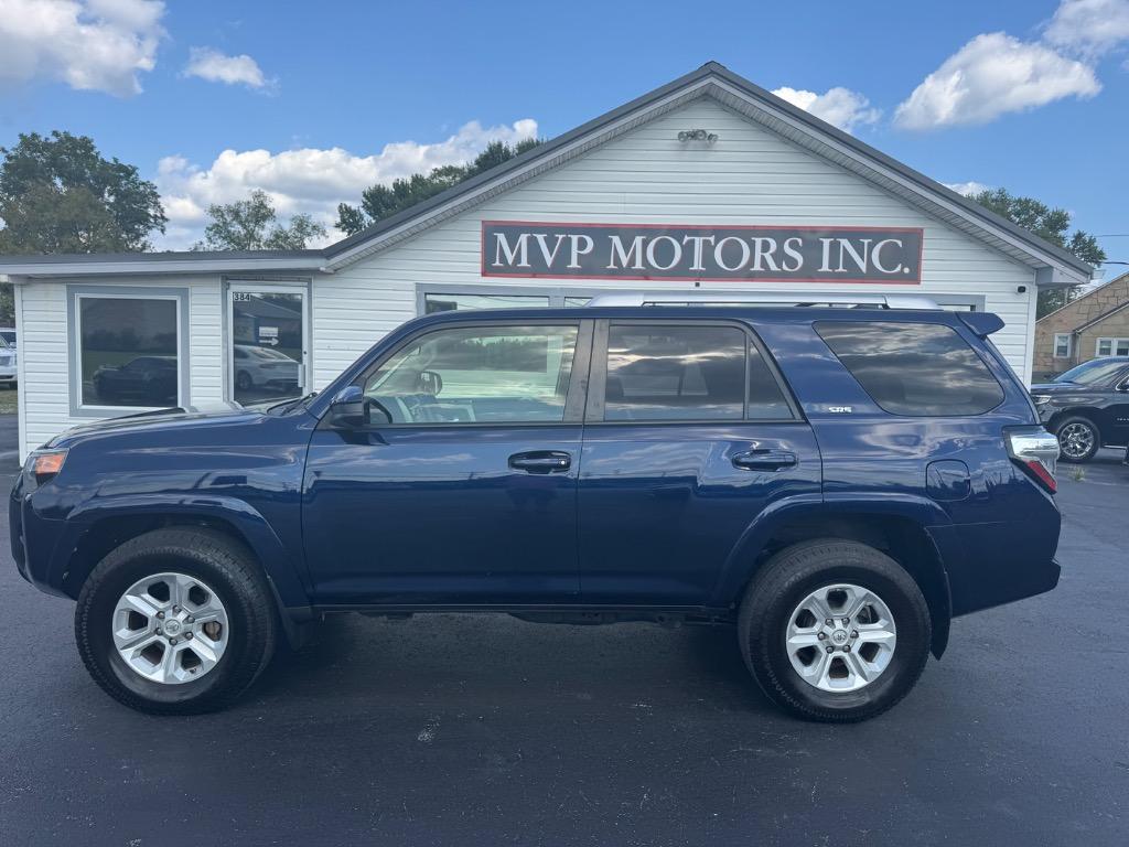 2018 Toyota 4Runner SR5's photo