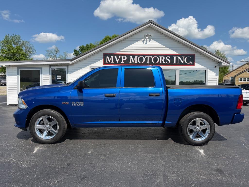 2017 RAM 1500 Express 4x4 Crew Cab 5'7's photo